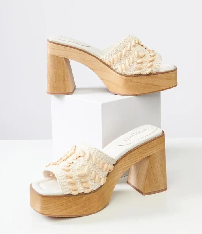 1970s White Beaded Crochet Glenn Platform Heels Shoes Unique Vintage Heels