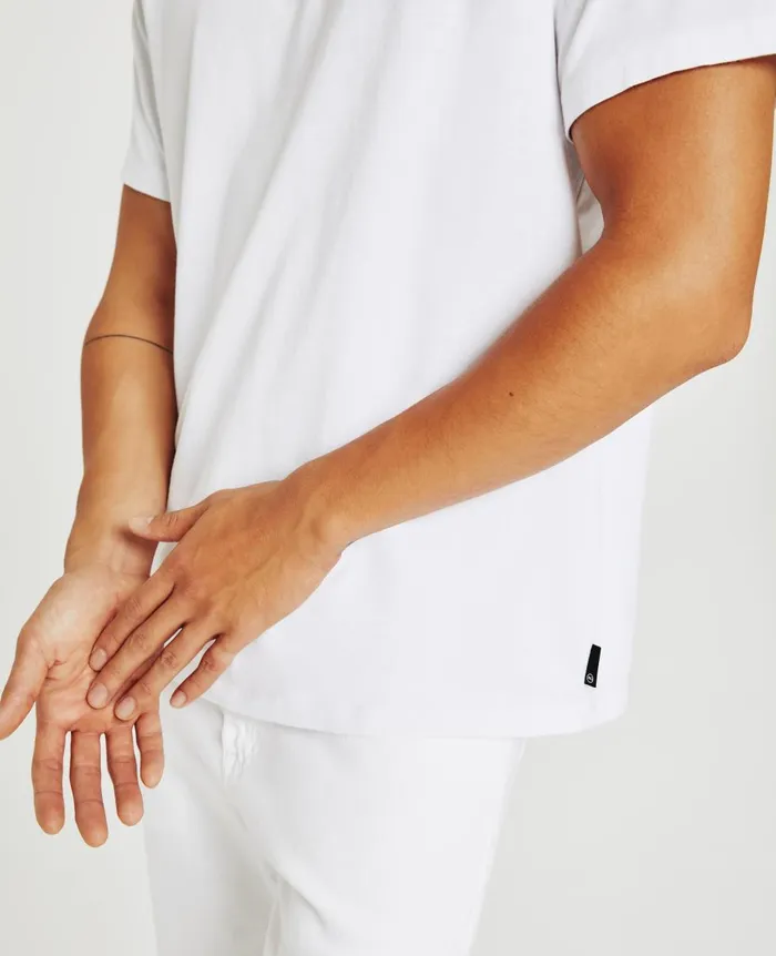 AG Jeans Bryce Short Sleeve Henley True White Men Tees AG Jeans Bryce Short Sleeve Henley True White Men Tees