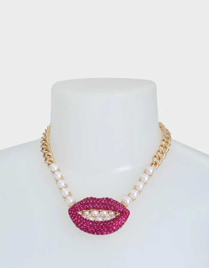 Betsey Johnson Women MIDNIGHT GARDEN SHORT LIP NECKLACE PINK Betsey Johnson Women MIDNIGHT GARDEN SHORT LIP NECKLACE PINK