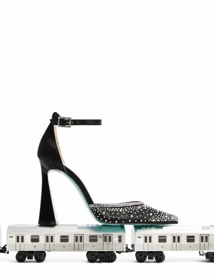 Betsey Johnson Women VIOLA BLACK Black