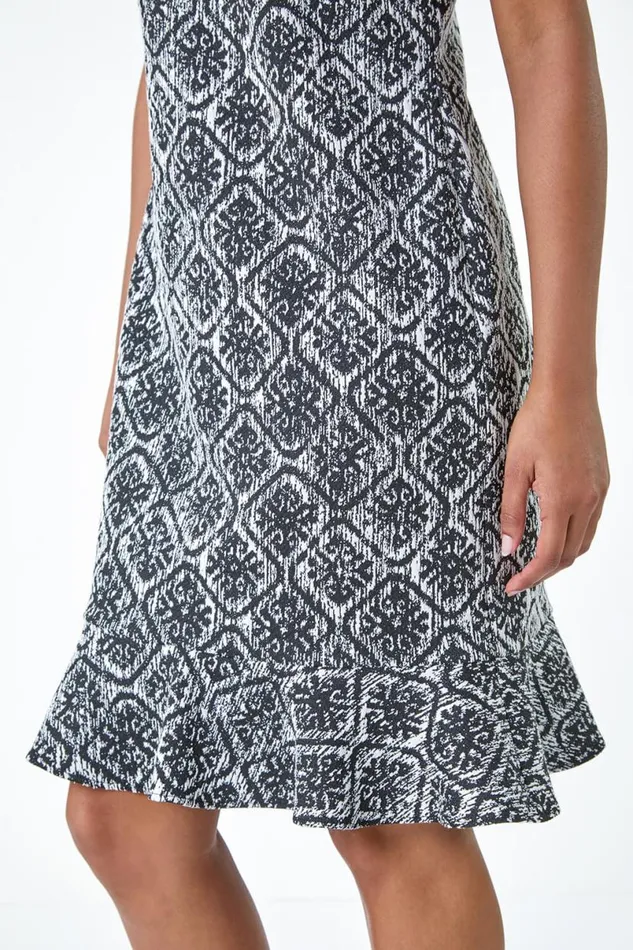 Black Geometric Print Frill Hem Dress Women Roman Dresses