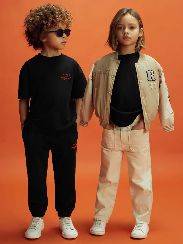 Children Reiss Reiss X Mclaren F1 Team F1 Oversized Cotton Crew Neck TShirt Black Children Reiss Reiss X Mclaren F1 Team F1 Oversized Cotton Crew Neck TShirt Black