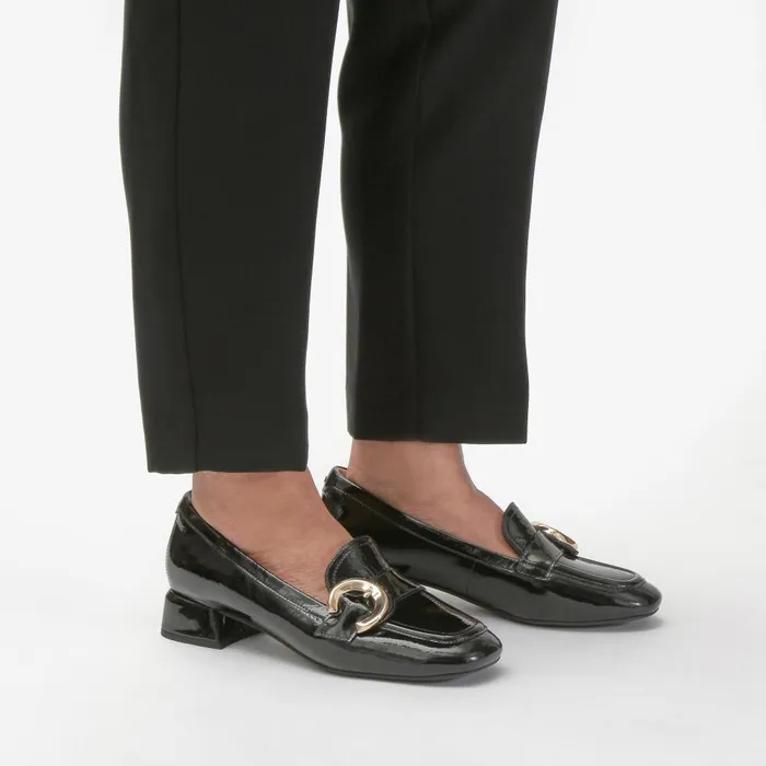 Daiss 30 Trim Black Patent Women Clarks Loafers and Oxfords