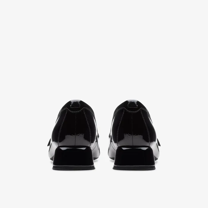 Daiss 30 Trim Black Patent Women Clarks Loafers and Oxfords