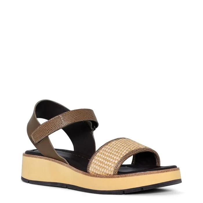 Donald Pliner Casual KINSLEY Biscotti 8211 Women Donald Pliner Casual KINSLEY Biscotti 8211 Women