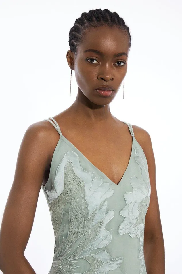 Dresses Women Karen Millen Petite Satin Applique Woven Maxi Dress Sage