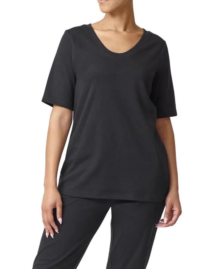 Hue Wear Ever U R Elbow Sleeve U Neck Tee Black Women Plus Size