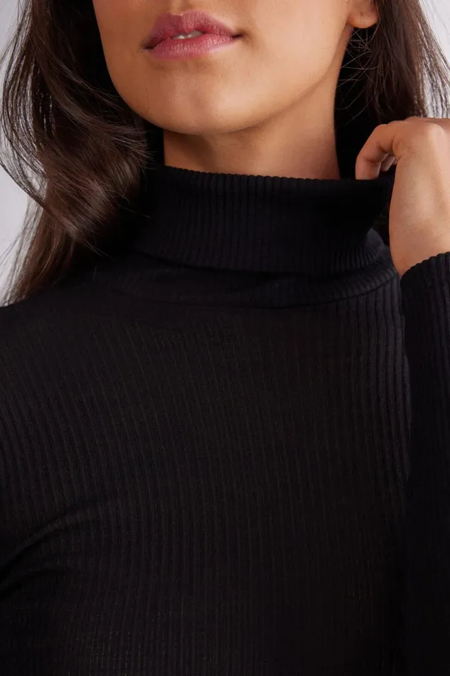 Intimissimi Long Sleeve Tops Women LongSleeve HighNeck Tubular Top In Wool And Silk Black 019 8211 Black