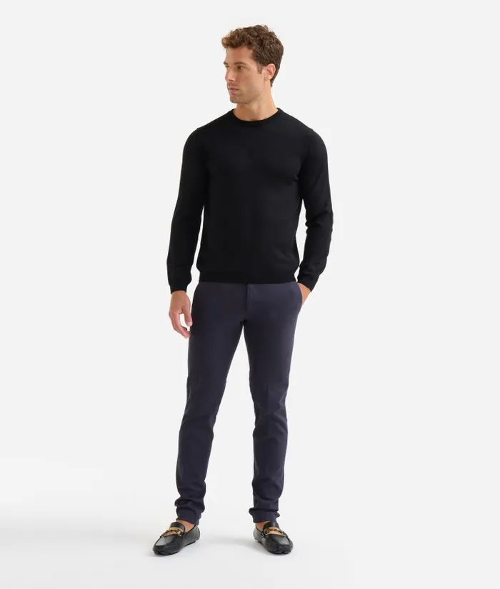 Man Knitwears Shirts and TShirts Alviero Martini Wool Blend Yarn Crewneck Sweater With Geo Classic Elbow Patches Black Man Knitwears Shirts and TShirts Alviero Martini Wool Blend Yarn Crewneck Sweater With Geo Classic Elbow Patches Black