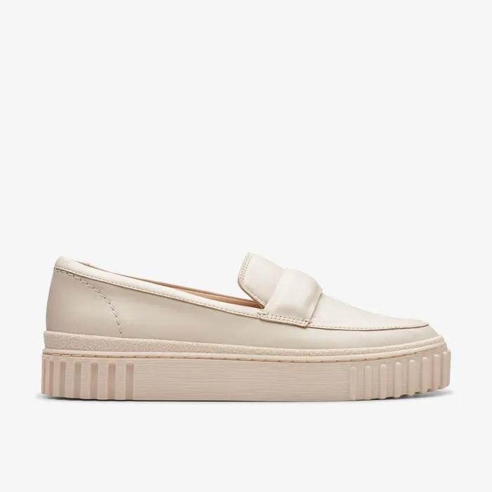 Mayhill Cove Cream Leather Women Clarks SlipOns