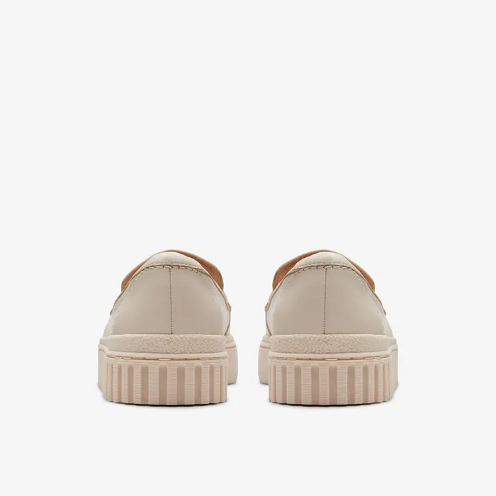 Mayhill Cove Cream Leather Women Clarks SlipOns