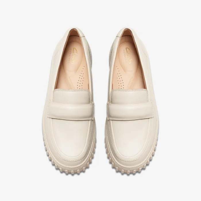 Mayhill Cove Cream Leather Women Clarks SlipOns