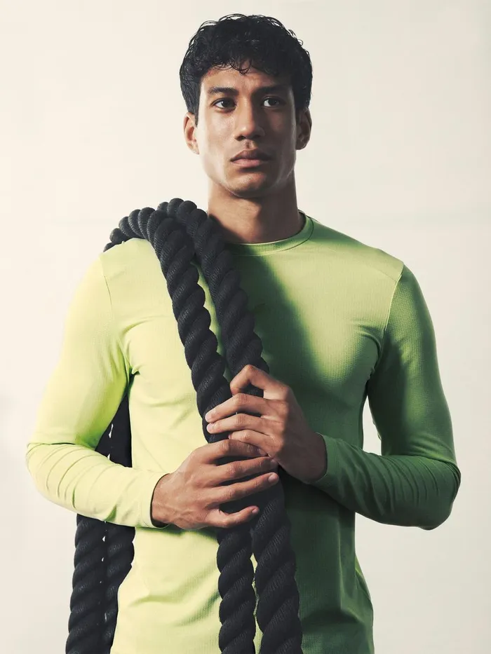 Men Reiss Sweats Hoodies and Joggers Kash Castore Performance Long Sleeve Top Iced Citrus Yellow Men Reiss Sweats Hoodies and Joggers Kash Castore Performance Long Sleeve Top Iced Citrus Yellow