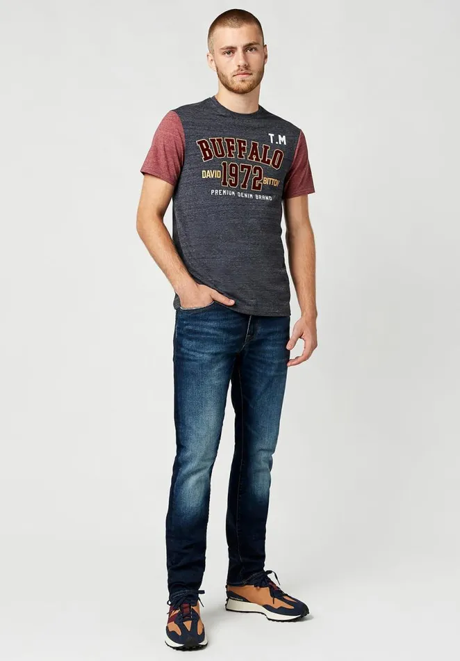 Men Tojest Red Velvet Logo TShirt Mood Buffalo David Bitton Tops and Tees