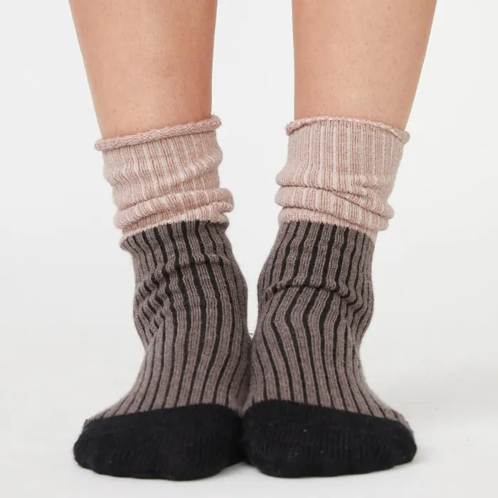 MONROW Accessories Color Block Socks 8211 Women