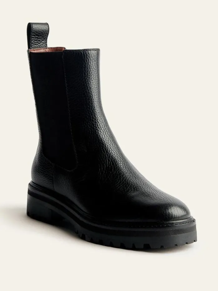 Shoes The Reformation Katerina Lug Sole Chelsea Boot Black Tumbled