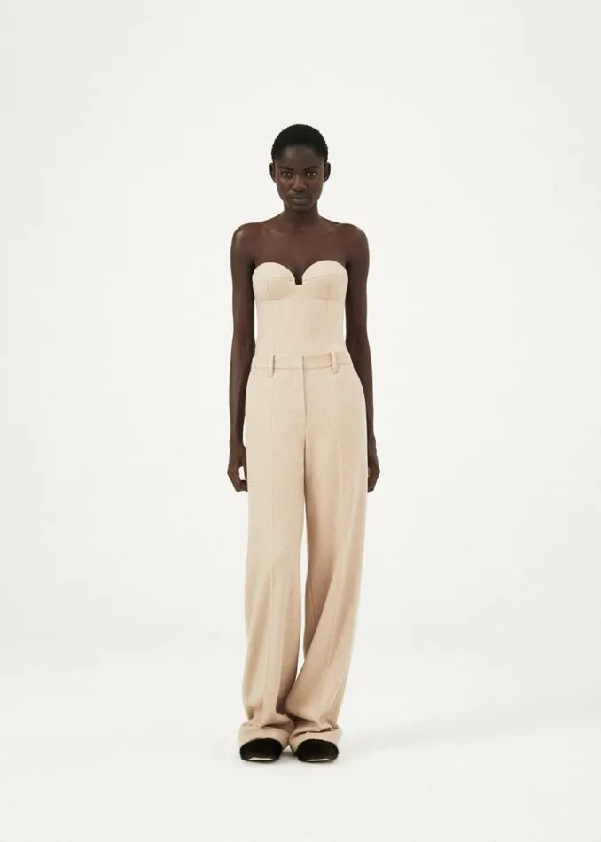 Shop Magda Butrym Tailoring And Suits Cashmere Wideleg Trousers In Beige Shop Magda Butrym Tailoring And Suits Cashmere Wideleg Trousers In Beige