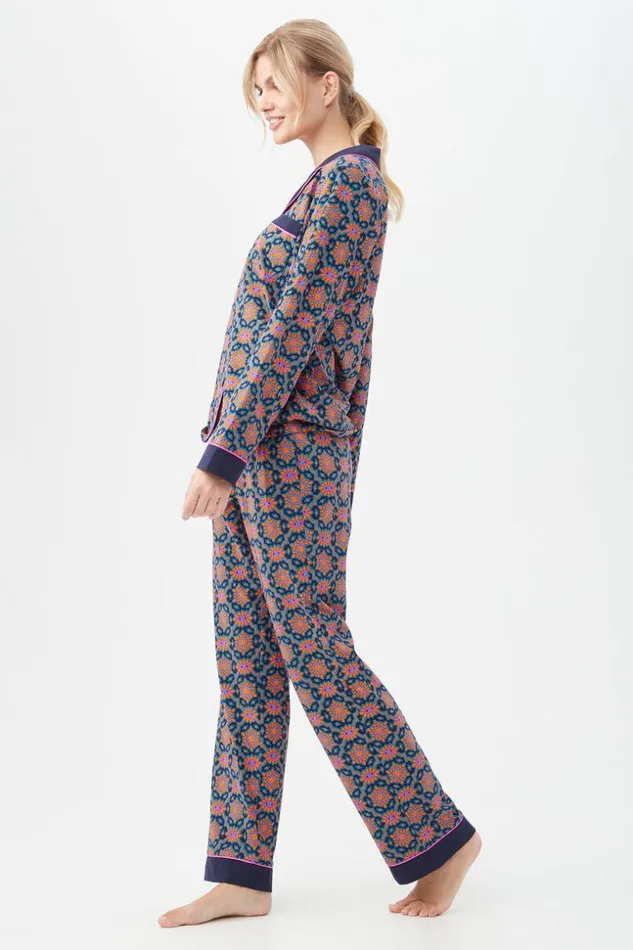 SHOP Trina Turk WOMEN039S SLEEPWEAR ROYAL FOULARD WOMEN039S LONG SLEEVE LONG PANT JERSEY PJ SET