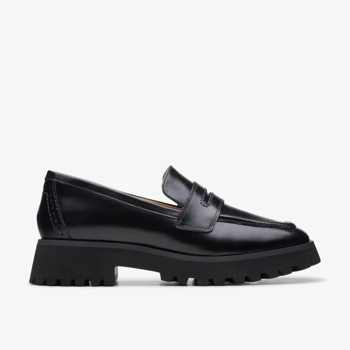 Stayso Edge Black Leather Women Clarks Loafers and Oxfords