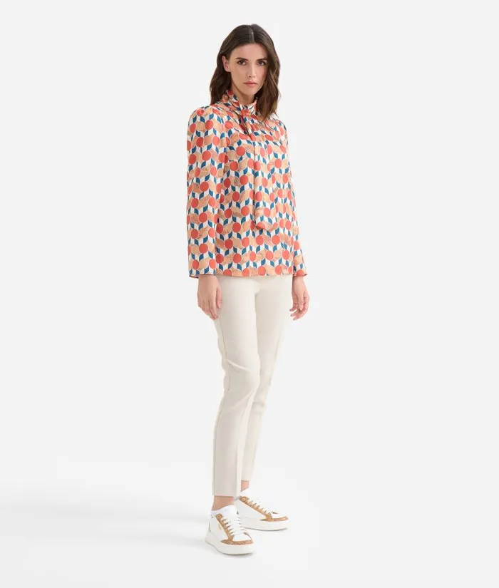 Woman Knitwears Shirts and Tops Alviero Martini GeoMetrico Print Twill Blouse With Scarf Detail Brick Red Woman Knitwears Shirts and Tops Alviero Martini GeoMetrico Print Twill Blouse With Scarf Detail Brick Red