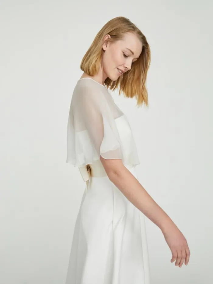 Woman Silk Shrug White Maxmara Bridal Accessories Woman Silk Shrug White Maxmara Bridal Accessories