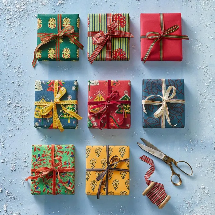 Women Festive Wrapping Paper Set Sundance Catalog Seasonal Women Festive Wrapping Paper Set Sundance Catalog Seasonal