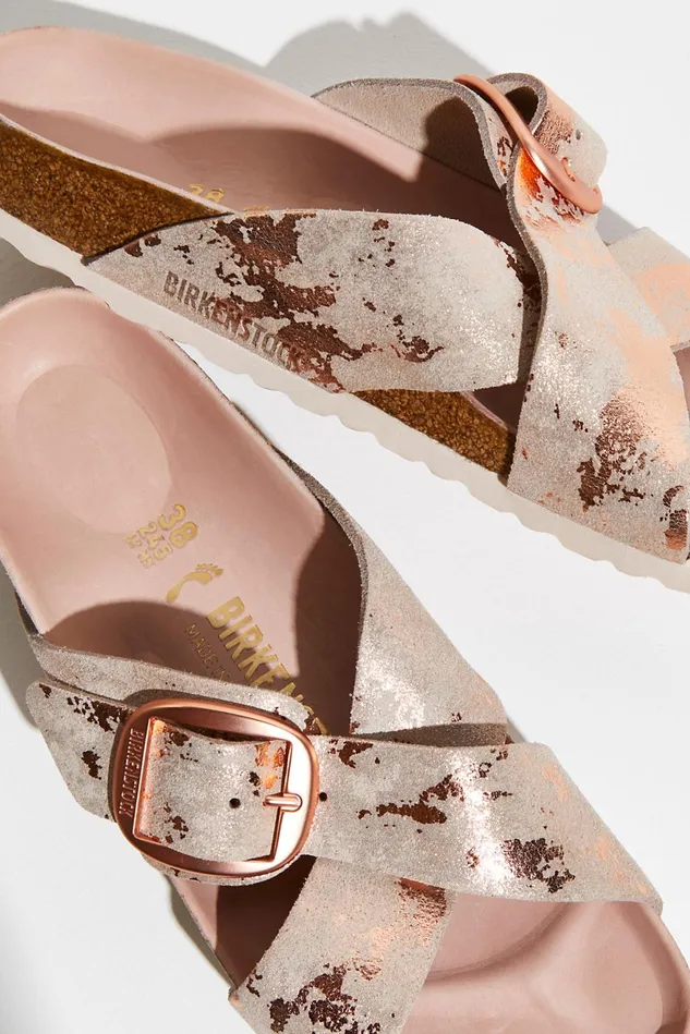 Women Sandals Free People Siena Washed Metallic Big Buckle Birkenstock Sandals Metallic Copper Rose
