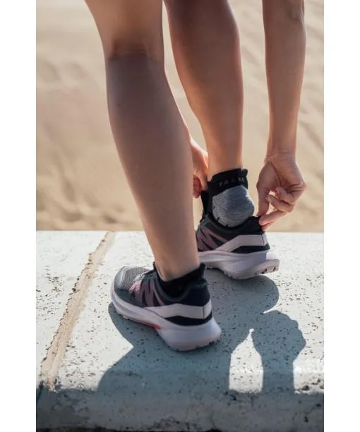 Women TK5 Wander Invisible Women Trekking No Show Socks Black FALKE Hiking Socks