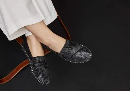 Women WomenAlpargata Plush Foil Leather Wrap Black Plush Foil TOMS Exclusives